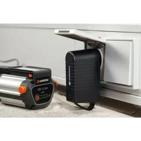 Chargeur De Batterie 18V Gardena BLI18 4 Chargeur De Batterie 18V Gardena BLI18 – Image 2