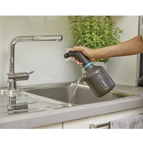 GARDENA 11114-20 Gardena Pulvérisateur à Pompe 1 L 5 GARDENA 11114-20 Gardena Pulvérisateur à Pompe 1 L – Image 3